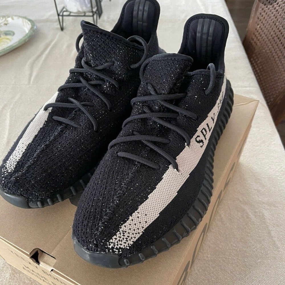 AUTHENTIC YEEZY BOOST OREO BRAND NEW